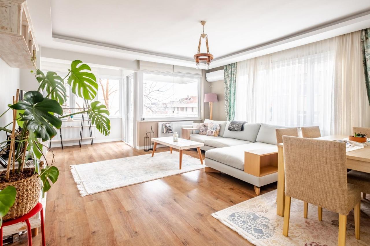 Vibrant Flat With Balcony In Maltepe Apartment Istanbul Ngoại thất bức ảnh