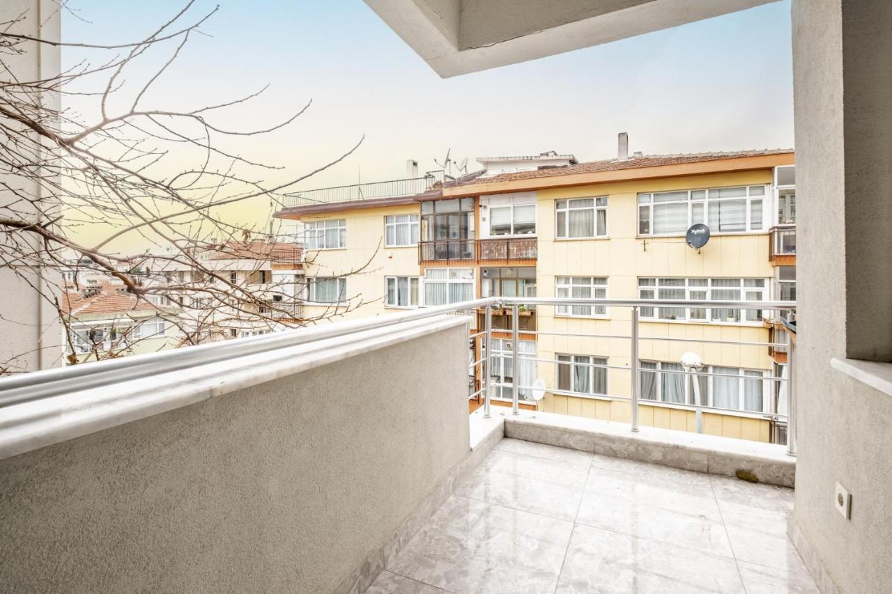 Vibrant Flat With Balcony In Maltepe Apartment Istanbul Ngoại thất bức ảnh
