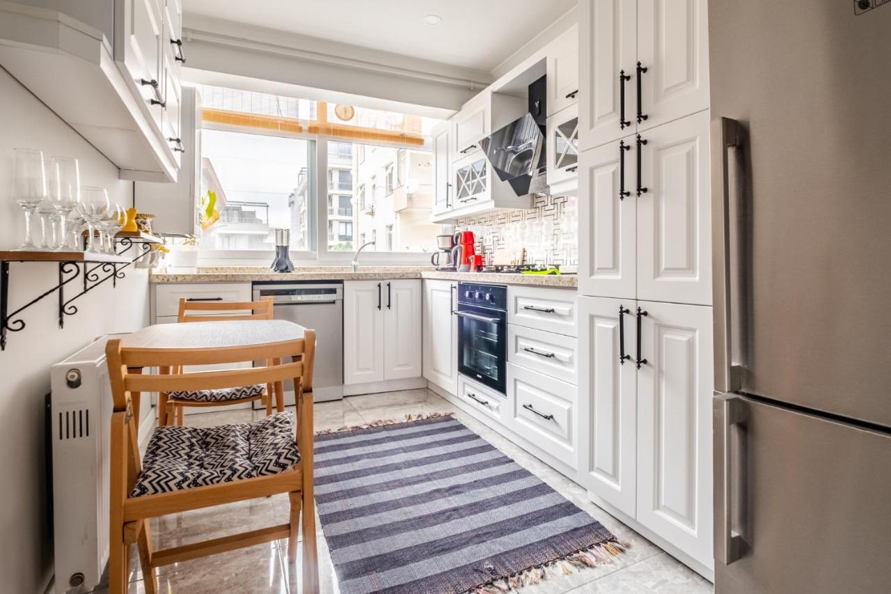 Vibrant Flat With Balcony In Maltepe Apartment Istanbul Ngoại thất bức ảnh